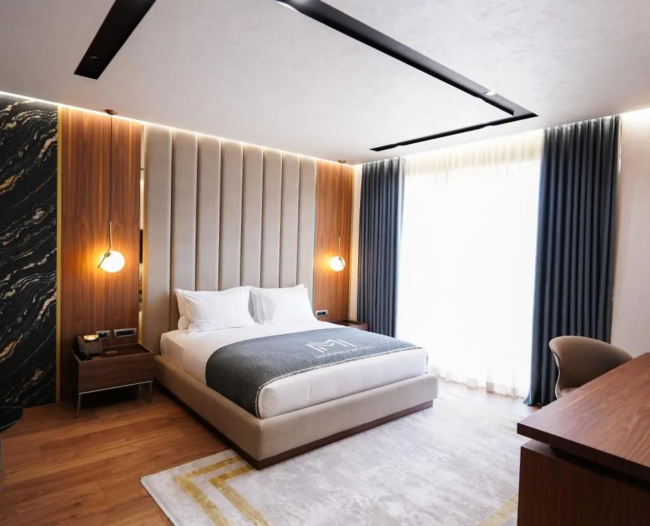 Marinaj Hotel & Spa Tirana 4*,